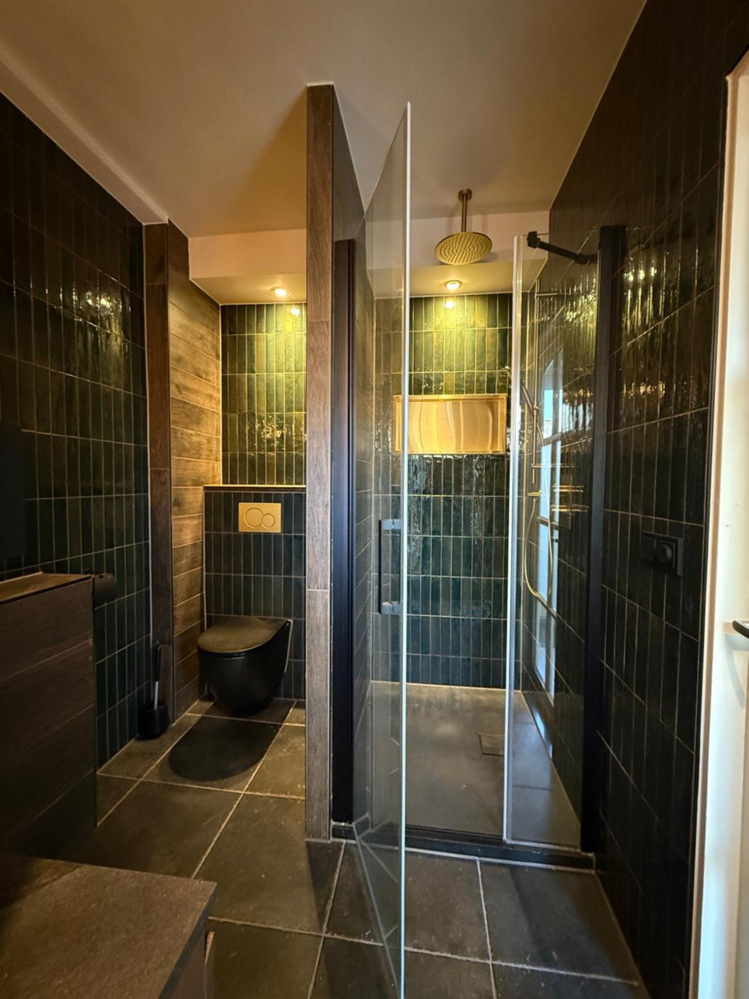 Spacious 70m2 In Centre With Lovely Terrace Apartment *